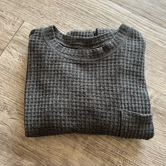 SOLD✨Waffle L/S Crop Top✨ - Picture 7 of 7